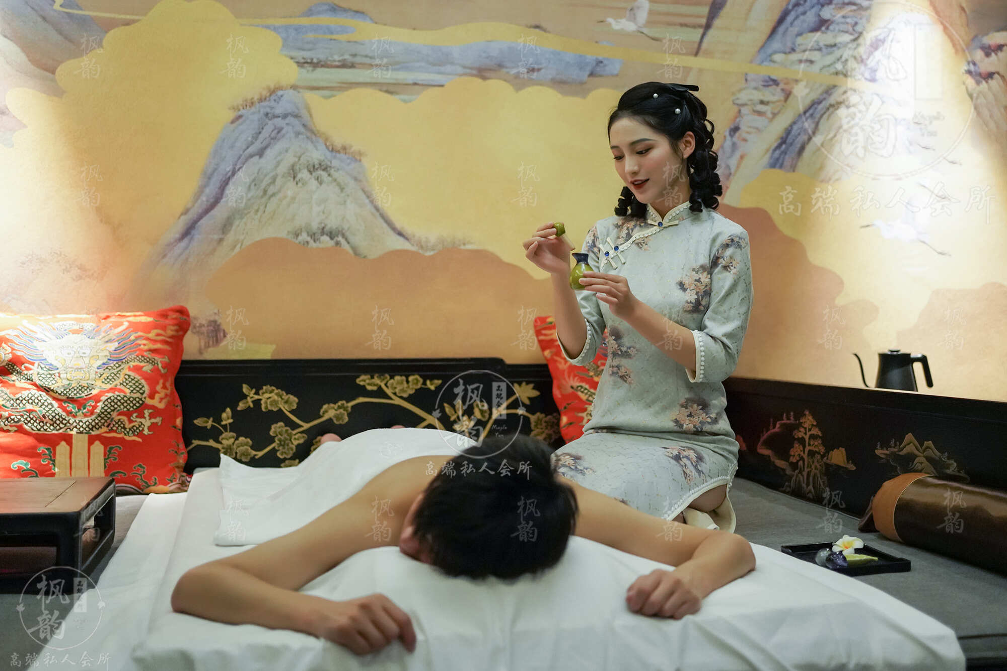成都营门口高端男士会馆，香薰经络舒适全身