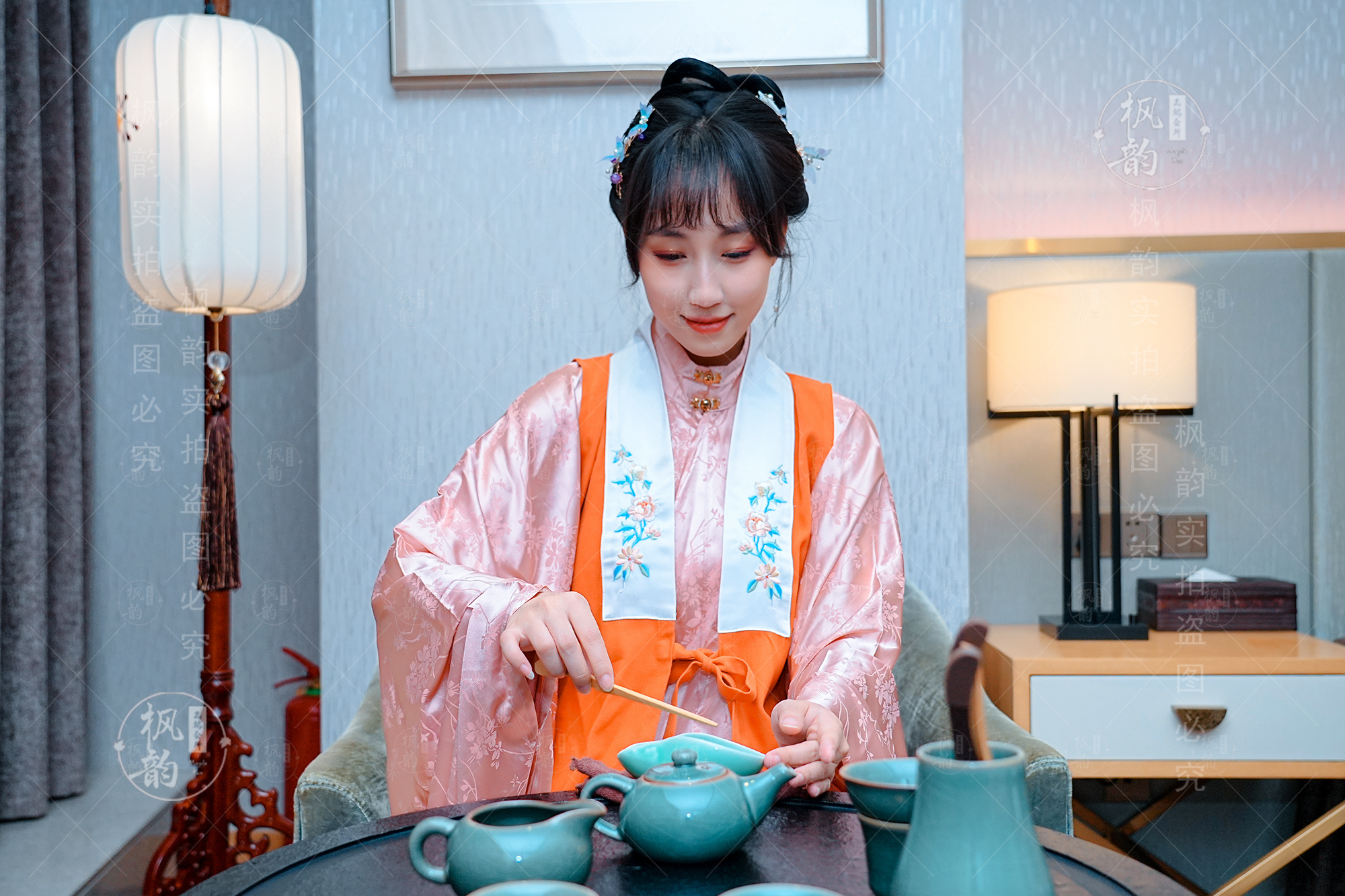 昨晚去三圣乡娱乐足浴店，享受臻贵之旅