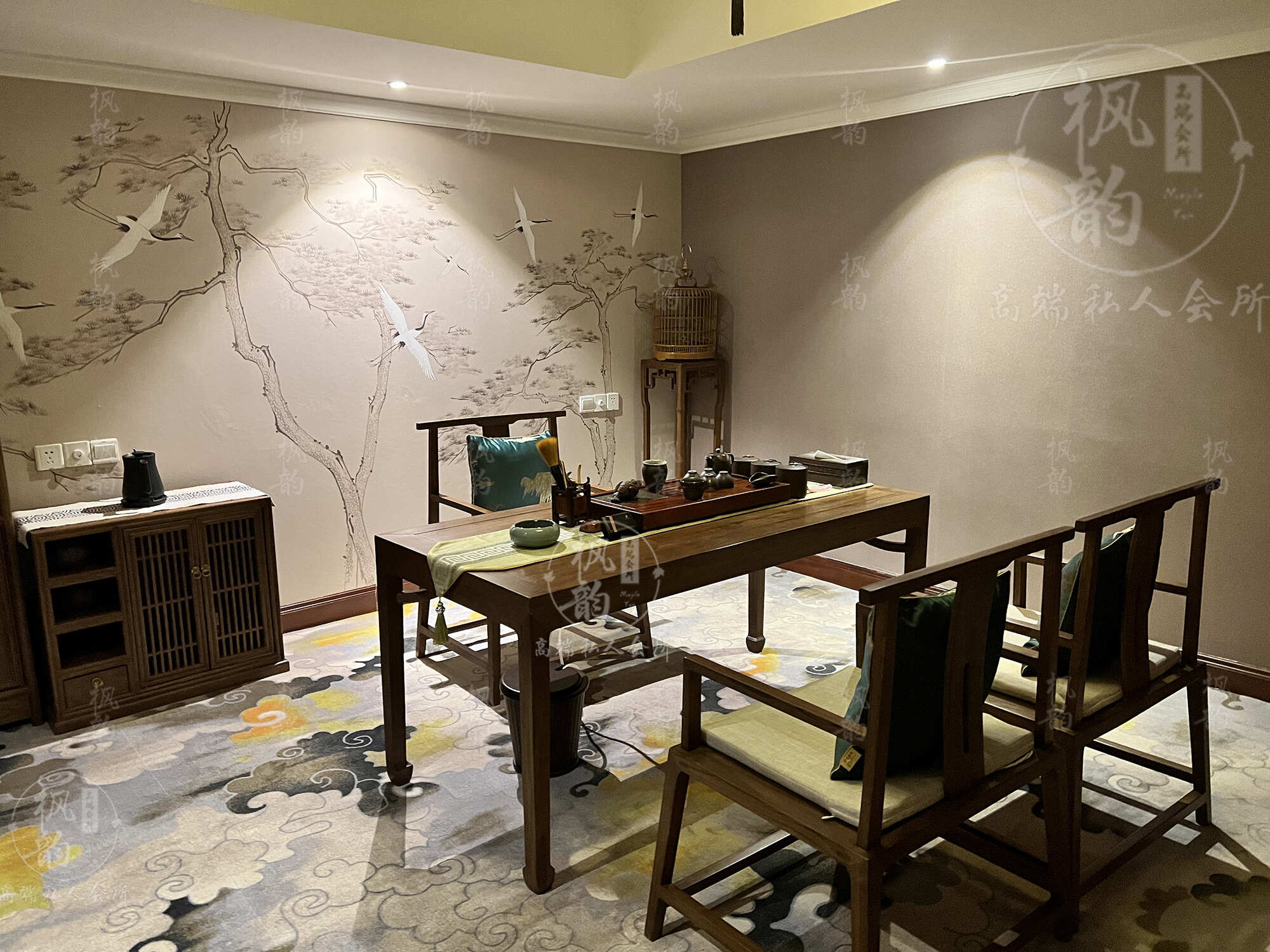 兄弟请我去了成都高档足道店，经常和朋友一起去